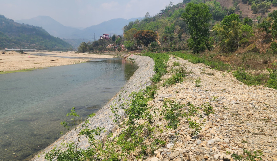 आधिखाेला नदि नियन्त्रण वालिङ्ग आ.व.०८२/८३